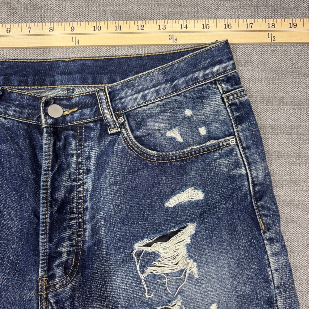 MNML Distressed Straight Leg Jeans Men's‎ 30x33 Medium Wash Button Fly Denim - Picture 6 of 10
